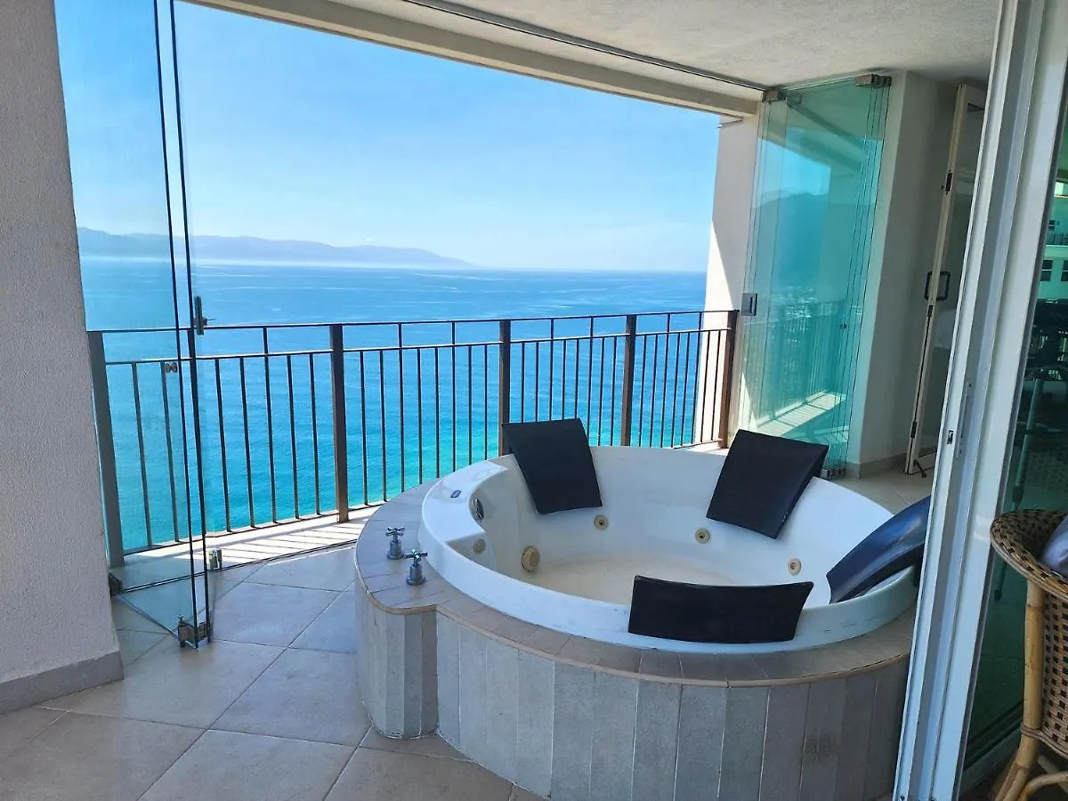 شقة Amazing Views, Beachfront Grand Venetian بويرتو فالارتا المكسيك
