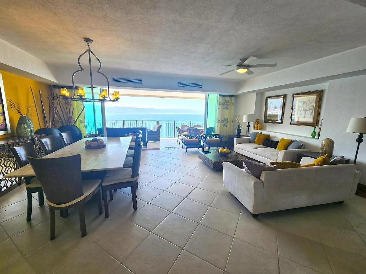 Amazing Views, Beachfront Grand Venetian Puerto Vallarta Appartement