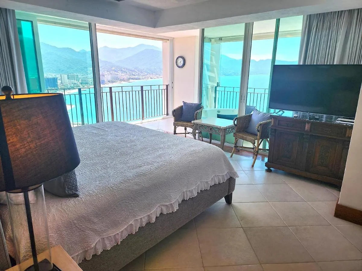 Amazing Views, Beachfront Grand Venetian Puerto Vallarta