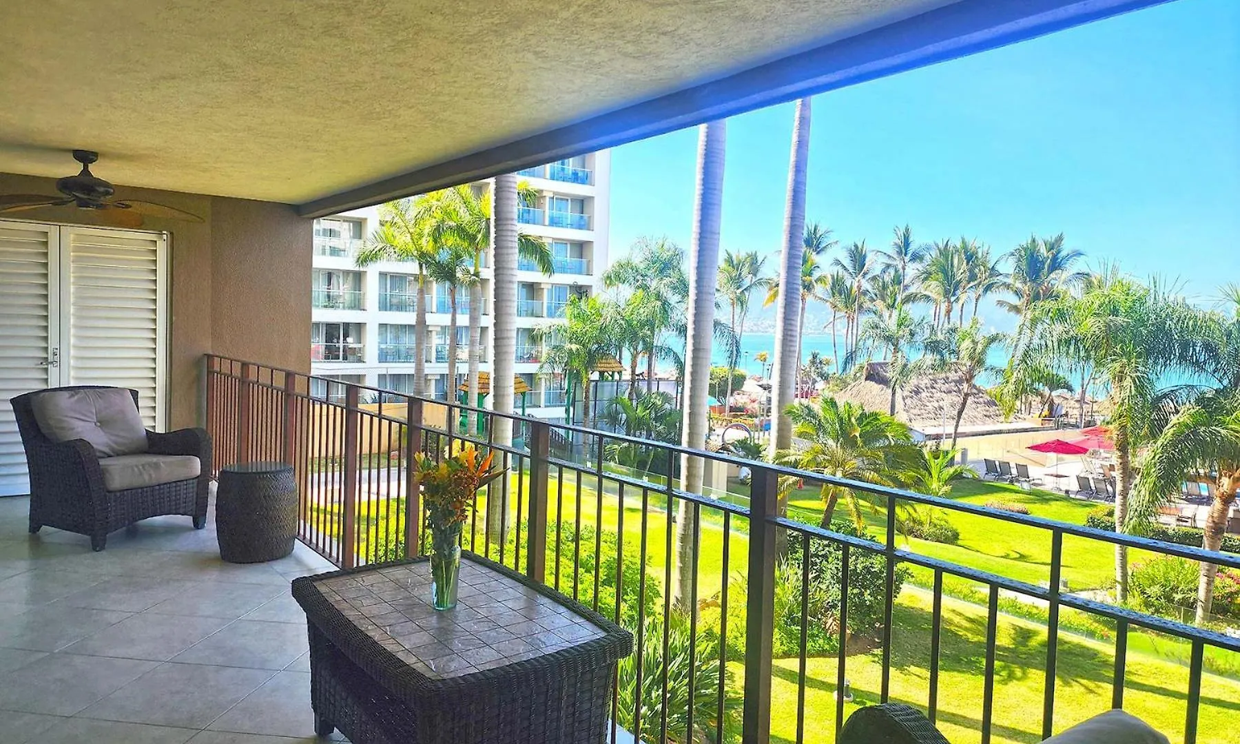 Amazing Views, Beachfront Grand Venetian Puerto Vallarta